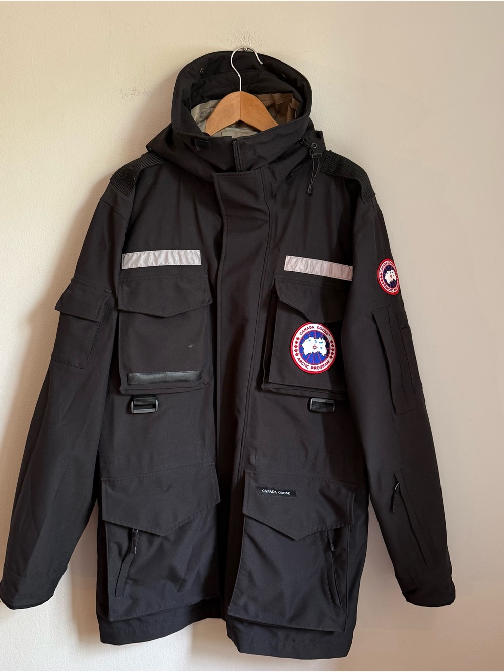 Canada Goose Arctic Program 9502M Jacket Made in Canada Shell XL Black Cargo